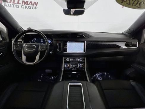 Used 2024 GMC Yukon Denali w/ Advanced Technology Package AWD/4WD image 25