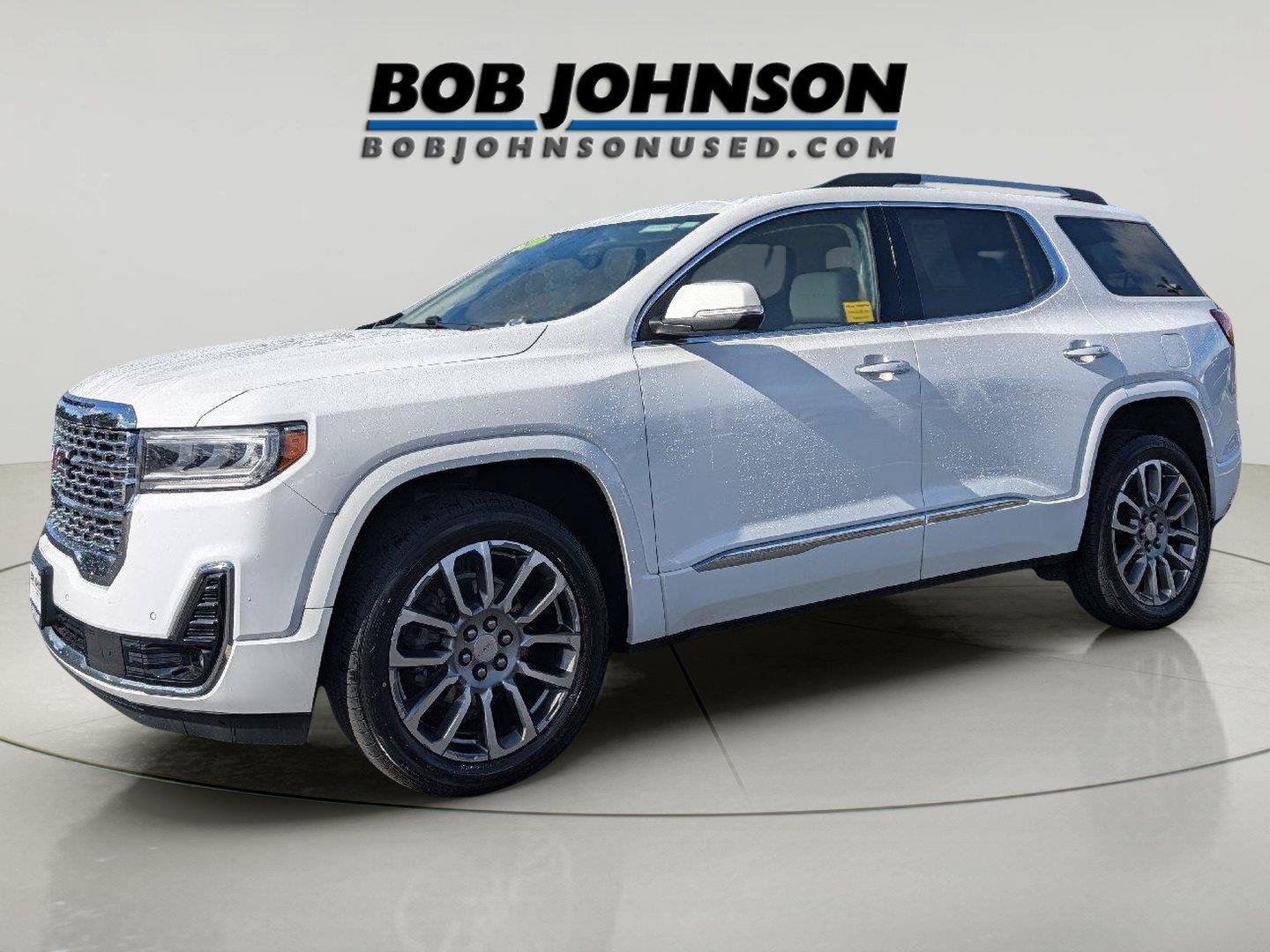 Used 2023 GMC Acadia Denali w/ Denali Ultimate Package AWD/4WD image 3