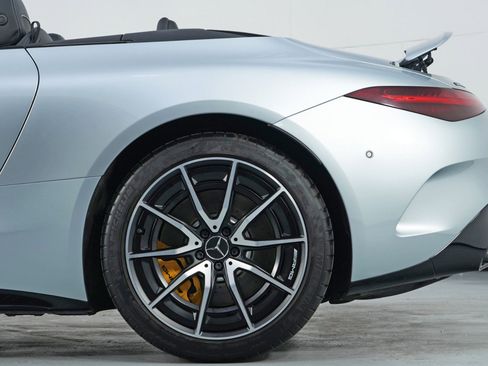 Used 2022 Mercedes-Benz SL 55 AMG AMG SL 55 w/ Performance Line image 54