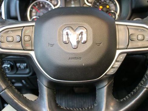 Used 2019 RAM 1500 Big Horn AWD/4WD image 19