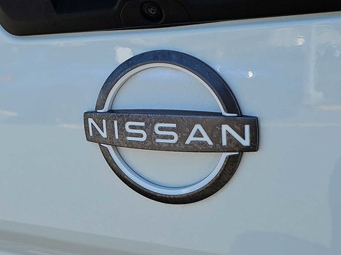 Used 2022 Nissan Frontier SV image 30