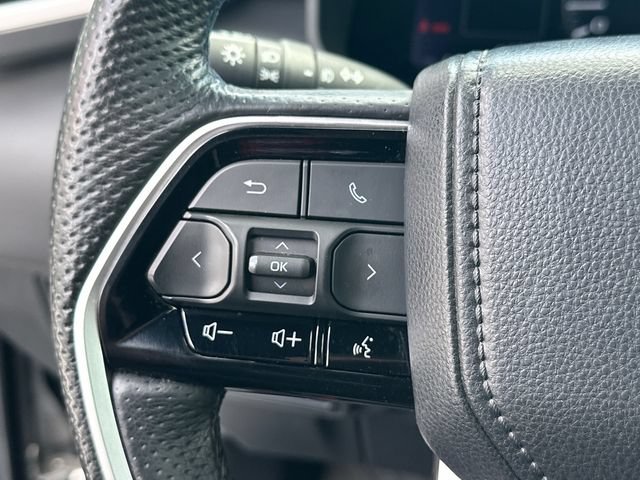 Used 2023 Toyota Tundra Platinum AWD/4WD image 22
