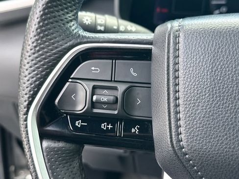 Used 2023 Toyota Tundra Platinum AWD/4WD image 22