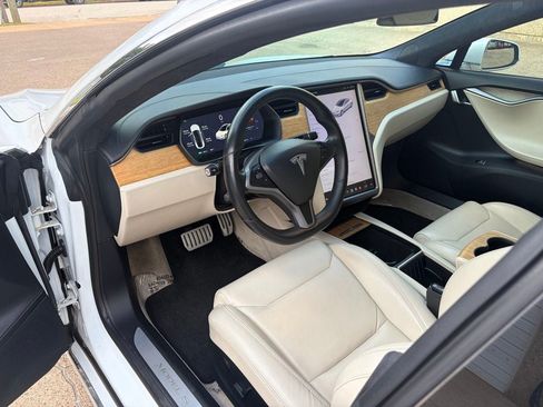 Used 2019 Tesla Model S Performance AWD/4WD image 29