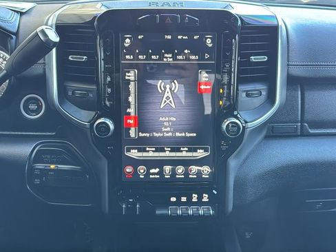 Used 2020 RAM 2500 Laramie w/ Night Edition AWD/4WD image 14