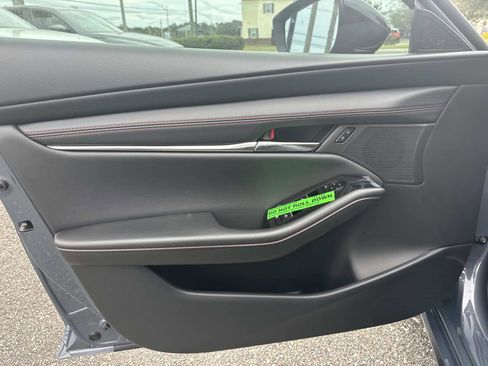 New 2026 MAZDA MAZDA3 Carbon image 18