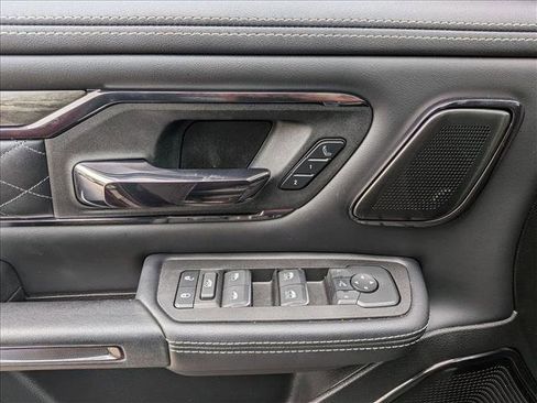 Used 2025 RAM 1500 Limited w/ Trailer Tow Group image 15