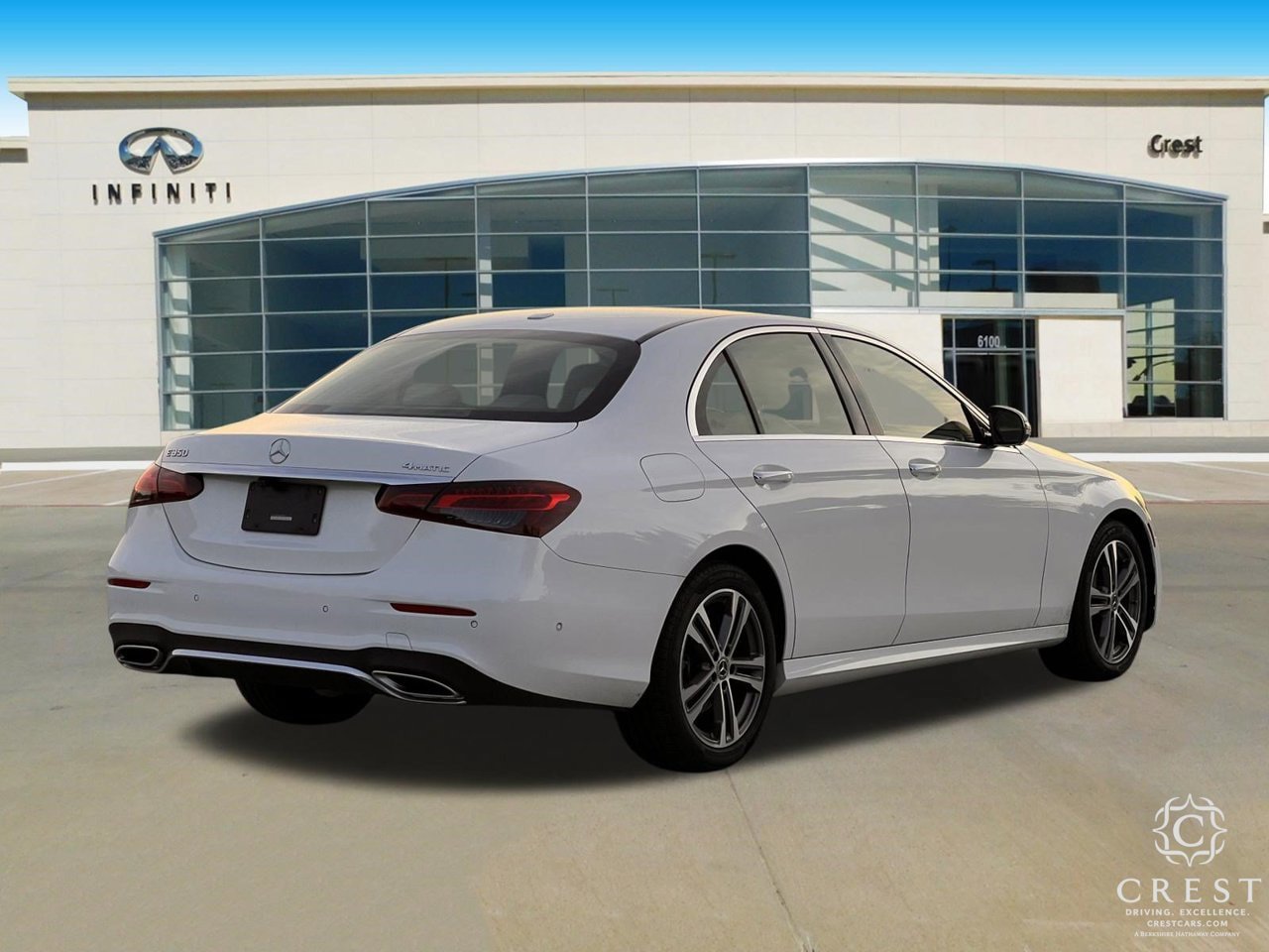 Used 2021 Mercedes-Benz E 350 4MATIC Sedan image 3
