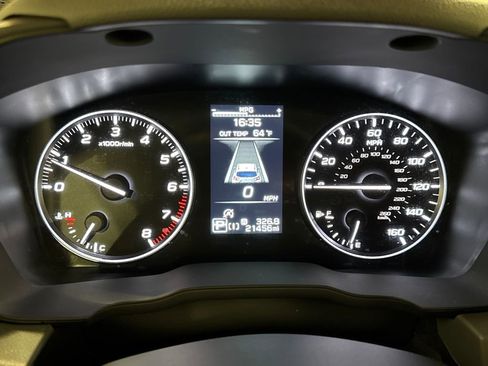 Used 2024 Subaru Crosstrek 2.0i Premium image 16