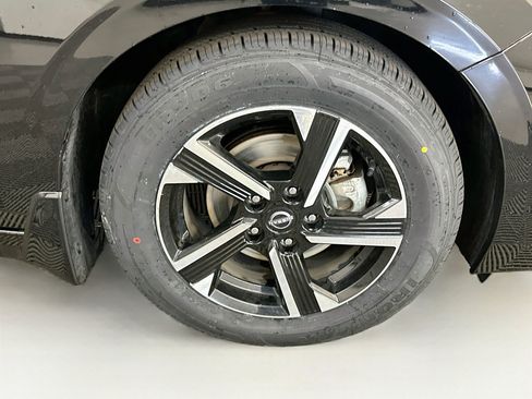 Used 2024 Nissan Sentra SV w/ All-Weather Package FWD image 11