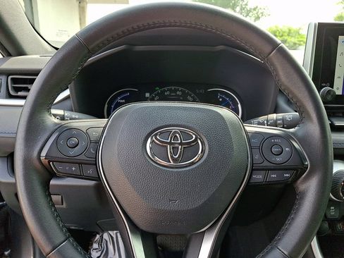 Certified 2024 Toyota RAV4 SE AWD/4WD image 21