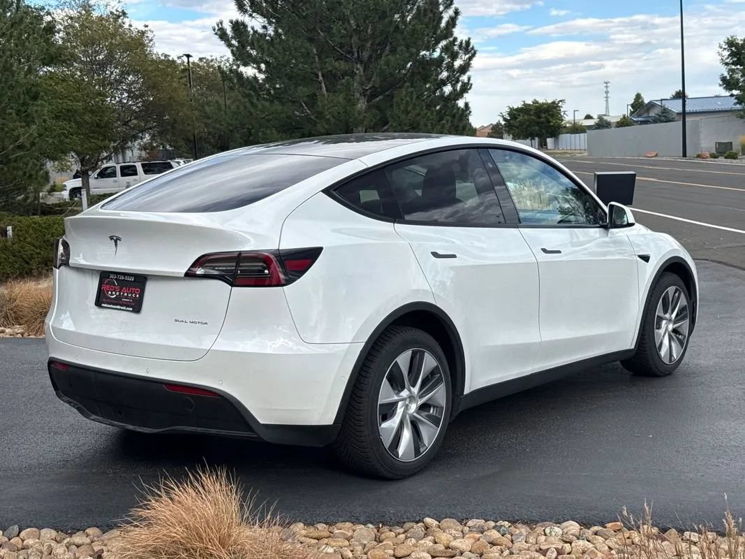 Used 2020 Tesla Model Y Long Range AWD/4WD image 13