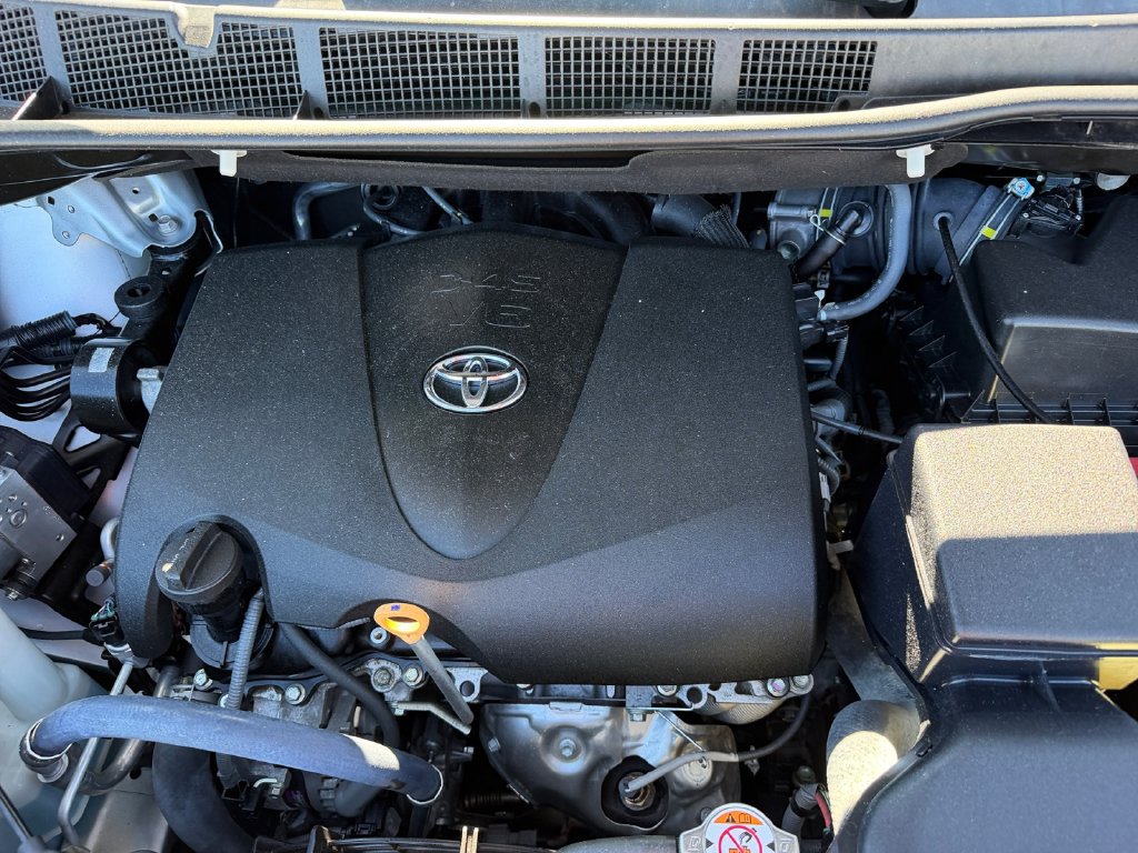 Used 2020 Toyota Sienna LE FWD image 30