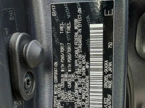 Used 2017 Toyota 4Runner SR5 Premium AWD/4WD image 27