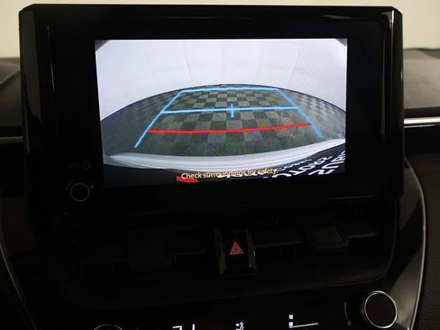 Used 2023 Toyota Corolla LE FWD image 35