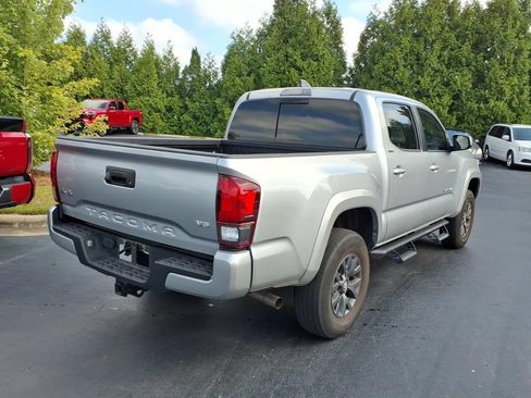 Used 2023 Toyota Tacoma SR5 w/ Technology Package AWD/4WD image 3