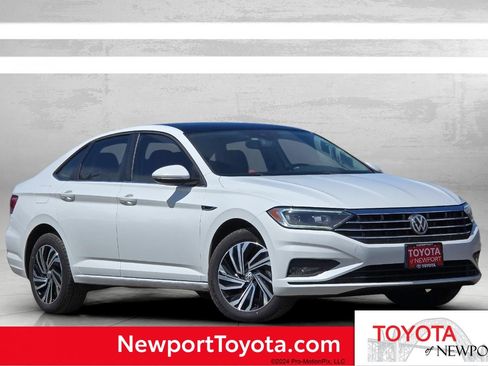 Used 2021 Volkswagen Jetta SEL Premium FWD image 1