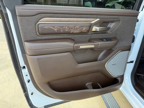 Used 2025 RAM 1500 Limited image 14