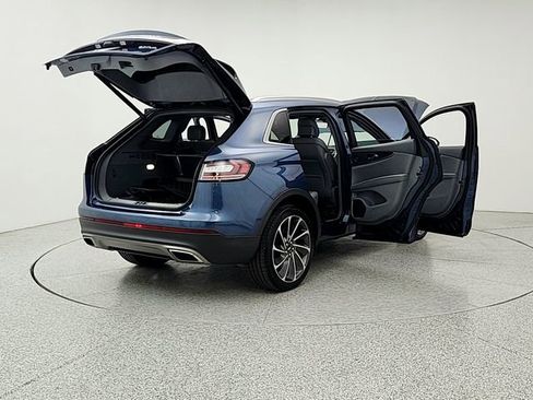 Used 2019 Lincoln Nautilus Reserve w/ Cargo Utility Package AWD/4WD image 11