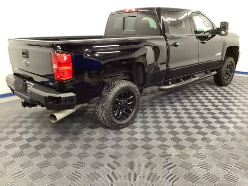 Used 2019 Chevrolet Silverado 2500 LTZ w/ Duramax Plus Package image 21