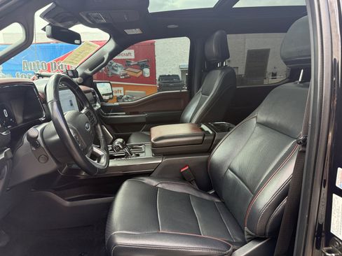 Used 2022 Ford F150 Lariat w/ Equipment Group 502A High image 12