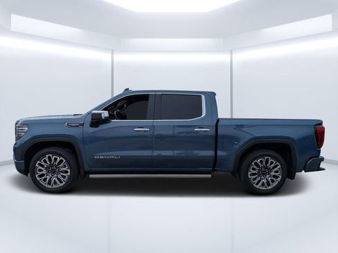 Used 2025 GMC Sierra 1500 Denali Ultimate image 6