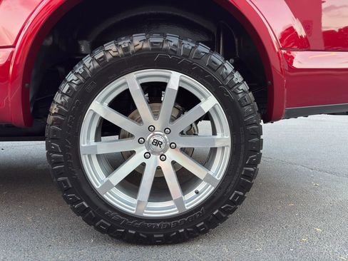 Used 2018 Ford F150 Platinum w/ Equipment Group 701A Luxury AWD/4WD image 22