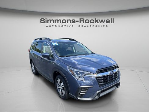 Used 2025 Subaru Ascent Premium AWD/4WD image 7