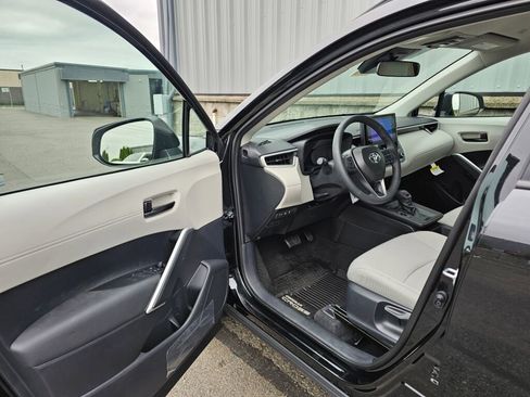 New 2026 Toyota Corolla Cross LE w/ Cold Weather Package AWD/4WD image 11