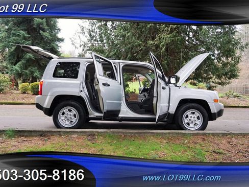Used 2011 Jeep Patriot Sport FWD image 28