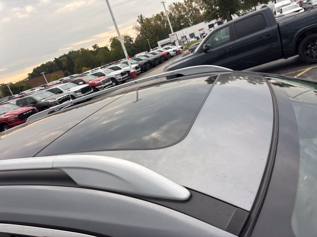 Used 2016 Nissan Rogue SL w/ SL Premium Package AWD/4WD image 7