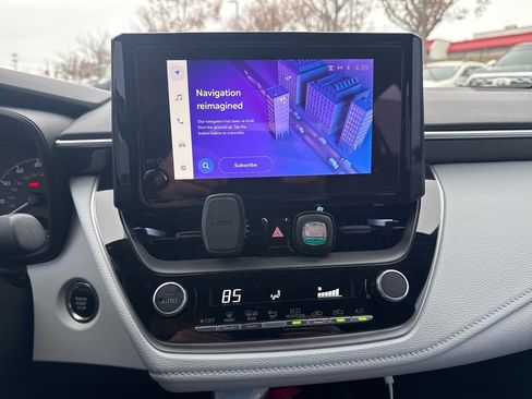 Used 2024 Toyota Corolla SE image 10