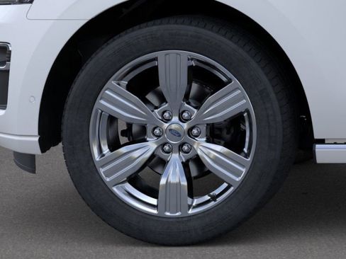 New 2024 Ford Expedition Platinum image 19