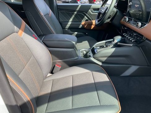 Certified 2026 GMC Canyon AT4 image 18