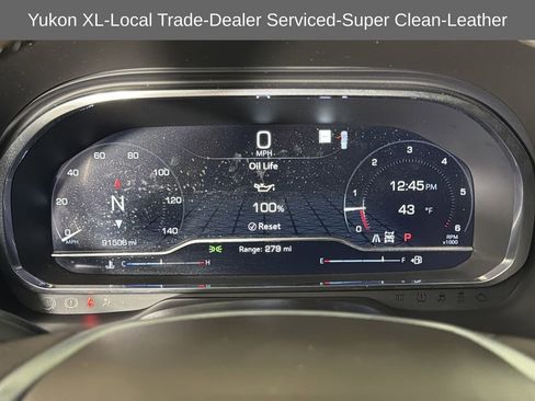 Used 2022 GMC Yukon XL SLT w/ SLT Luxury Package image 30