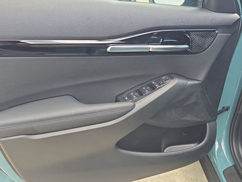 New 2026 Kia Seltos S FWD image 17