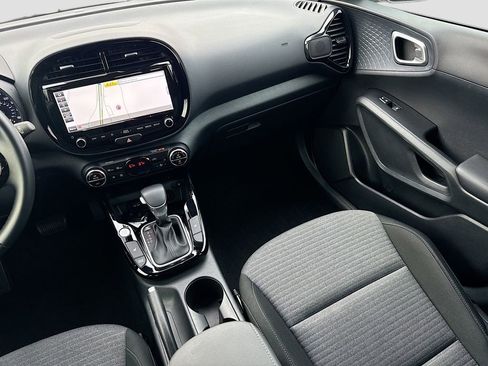 Used 2021 Kia Soul EX image 30