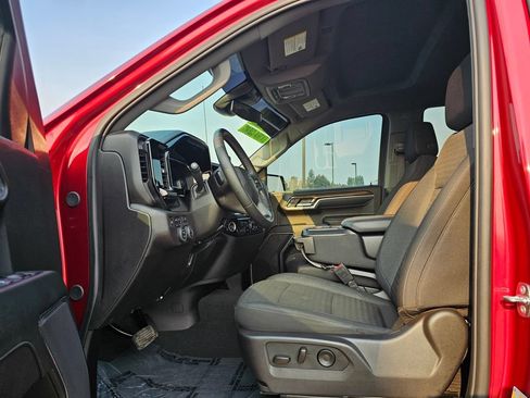 Certified 2024 Chevrolet Silverado 1500 RST w/ Dark Appearance Package AWD/4WD image 29