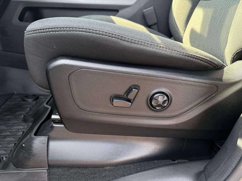 Used 2020 RAM 1500 Big Horn AWD/4WD image 14
