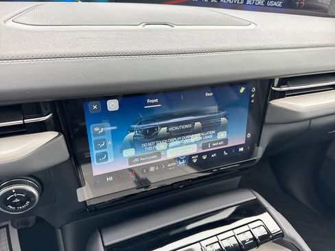 New 2026 Lincoln Navigator Reserve w/ Jet Appearance Package AWD/4WD image 17