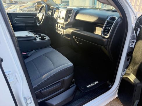 Used 2019 RAM 3500 Big Horn image 20