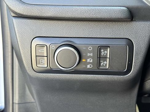 Used 2025 Ford Escape ST-Line w/ Equipment Group 301A image 30