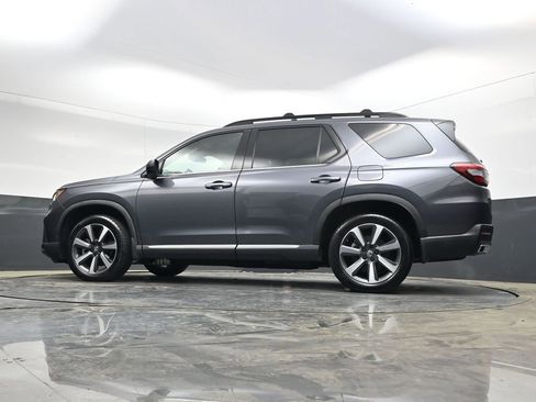 Used 2023 Honda Pilot Touring image 30