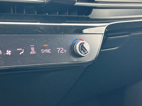 Certified 2024 Kia EV6 Light image 31