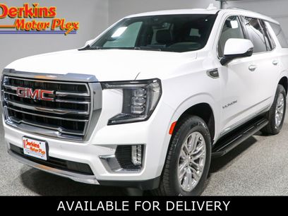 Used 2024 GMC Yukon SLT w/ SLT Luxury Package