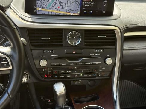 Used 2020 Lexus RX 350L Premium image 19