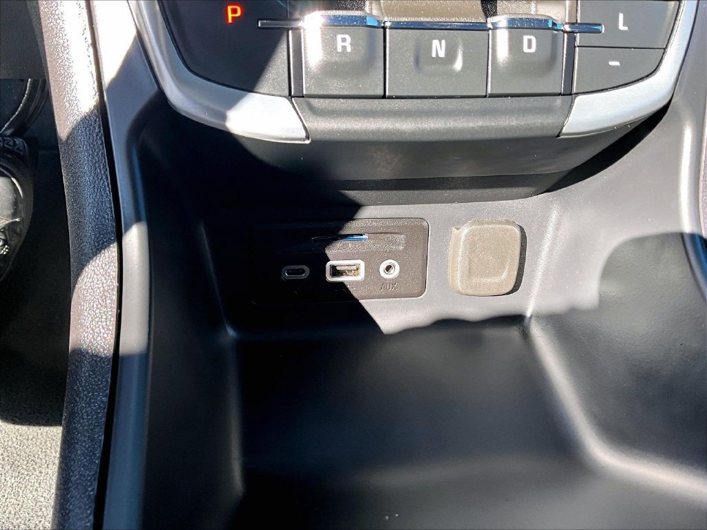 Used 2024 GMC Terrain SLT AWD/4WD image 28