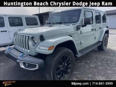 Used 2023 Jeep Wrangler Unlimited Sahara AWD/4WD image 1