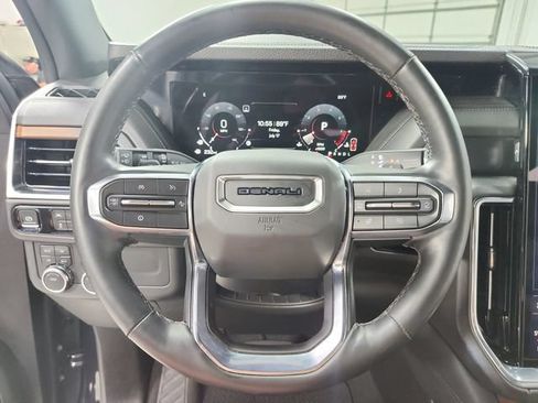 Used 2025 GMC Yukon Denali AWD/4WD image 25
