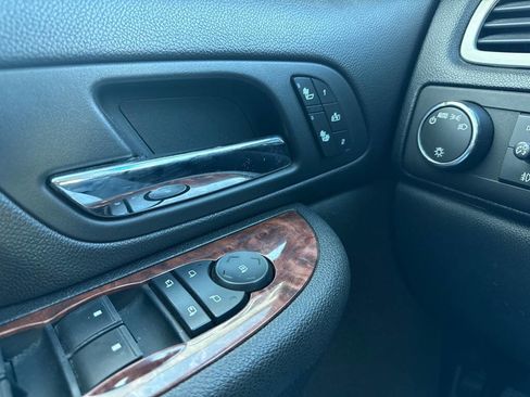 Used 2008 Chevrolet Avalanche LTZ w/ LTZ Preferred Equipment Group image 27